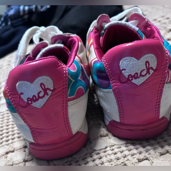 🥳Coach Rare Women’s Pink/White Rainbow Multicolor Sneakers Size 7M EUCHost Pick - Picture 8 of 8